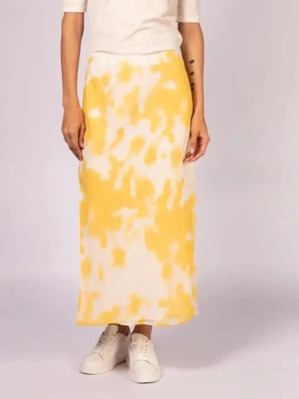 Calvin Klein *Defect* Chiffon Midi Slip Skirt Women's Size M Yellow Pull On $99